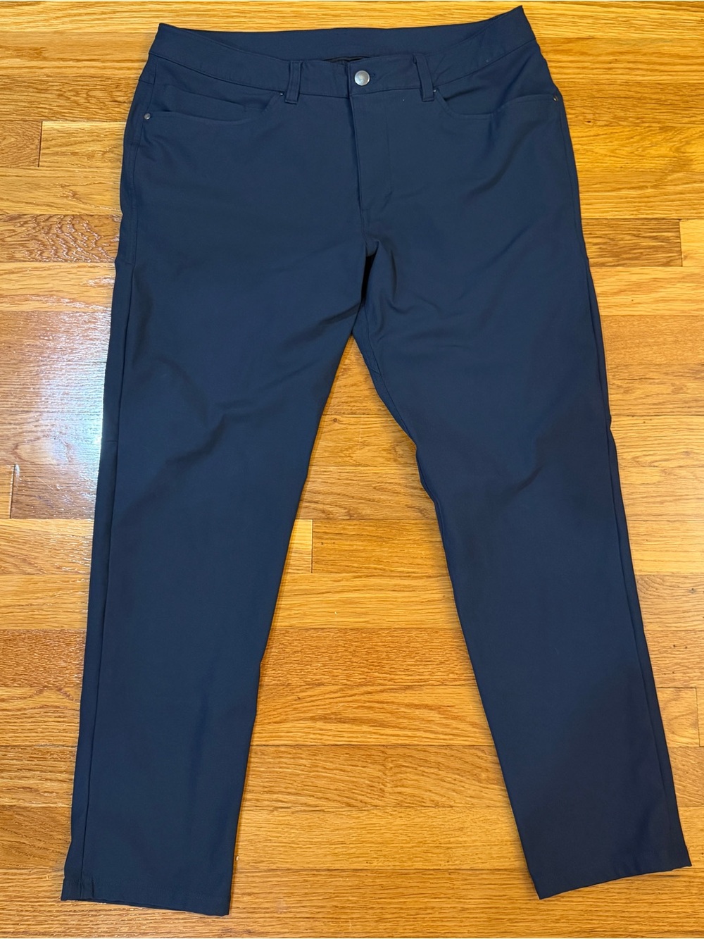 Lululemon ABC Pant Slim *Warpstreme in True Navy - Size 34 x 28" Inseam - Picture 8 of 8